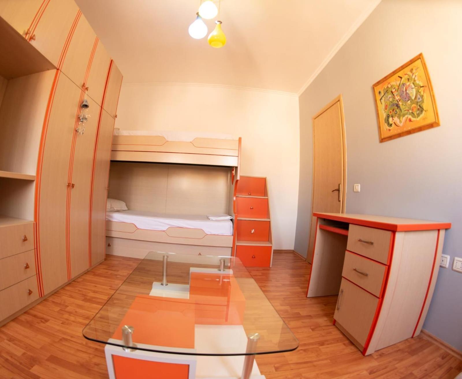 Appartement Apartament Egzoni City Center à Berat Extérieur photo